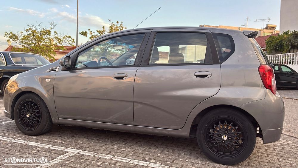 Chevrolet Aveo 1.2 L - 4
