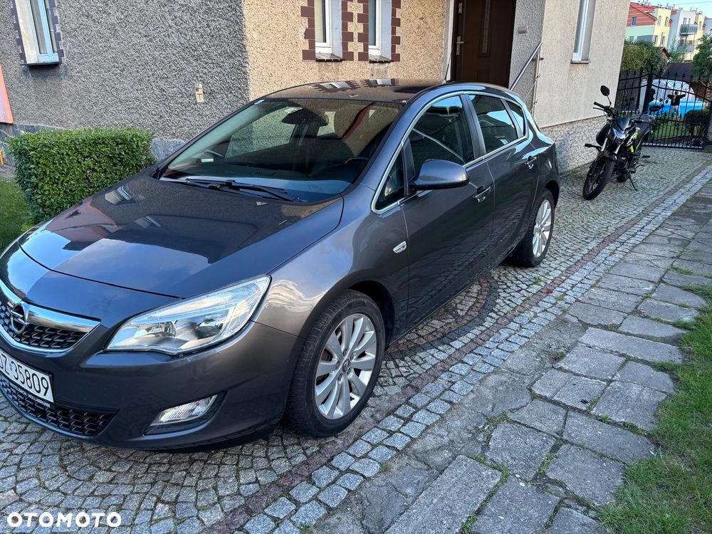 Opel Astra - 2