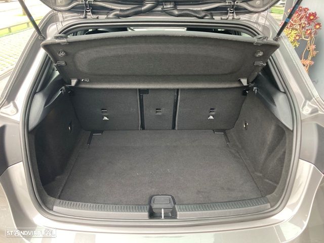 Mercedes-Benz A 180 d AMG Line Aut. - 38