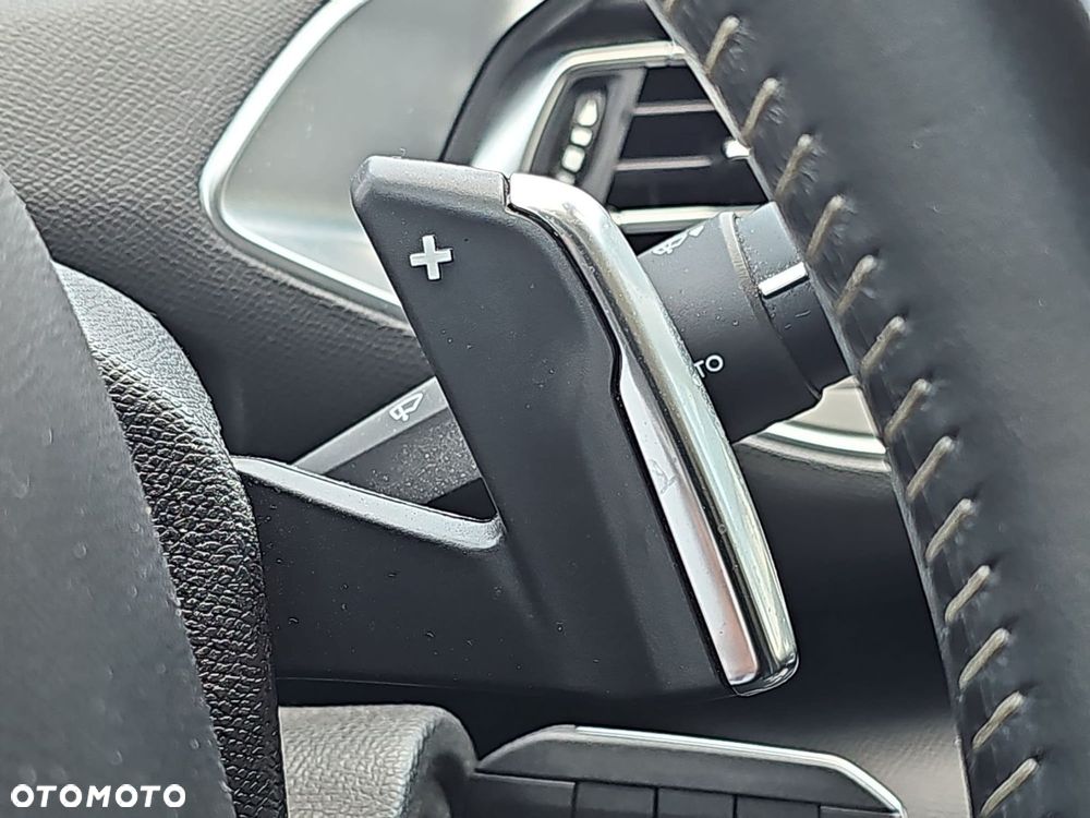 Peugeot 308 - 15