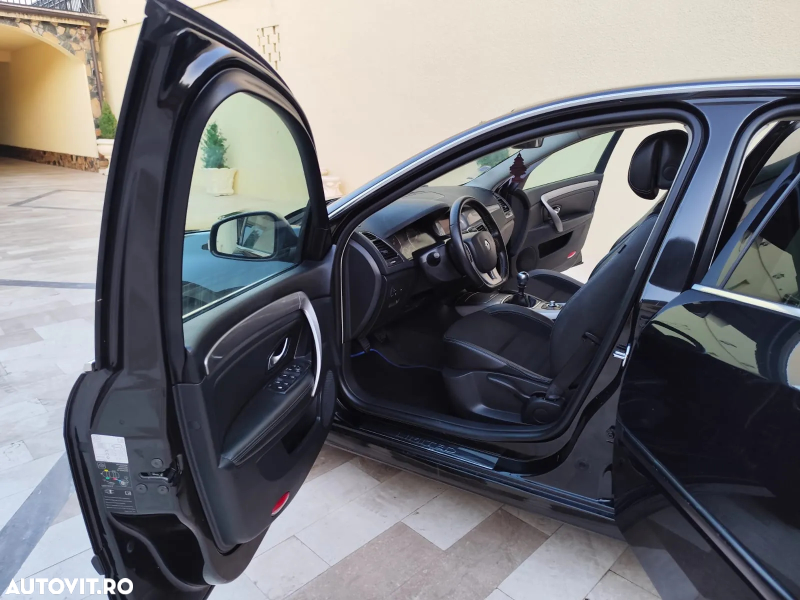 Renault Laguna - 5