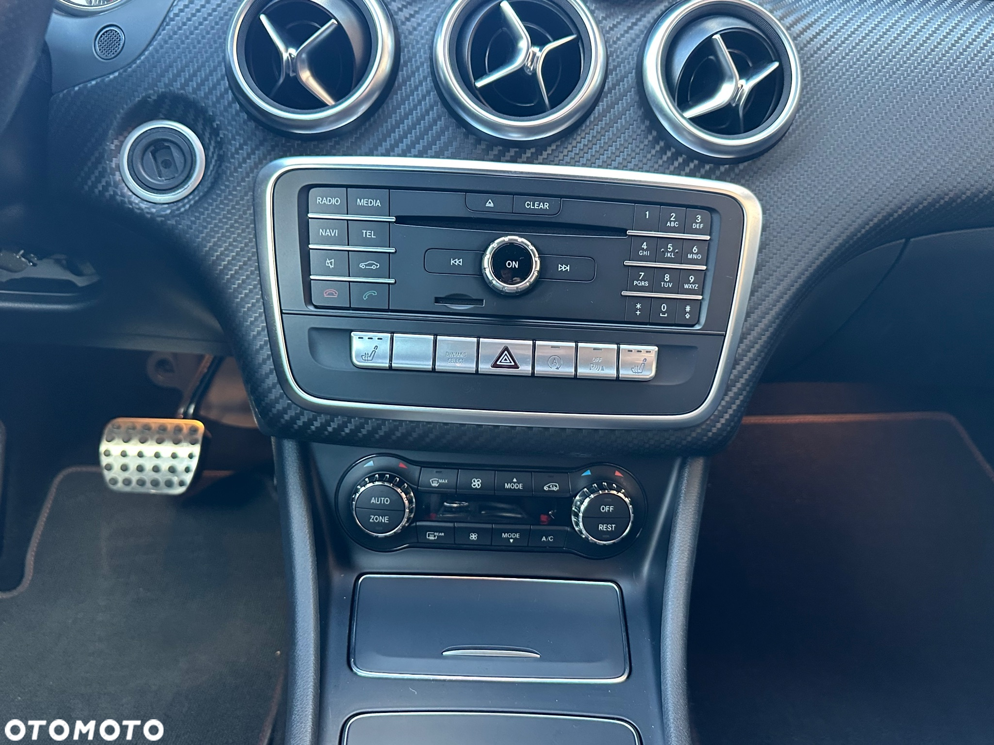 Mercedes-Benz Klasa A 220 4-Matic AMG Line - 14