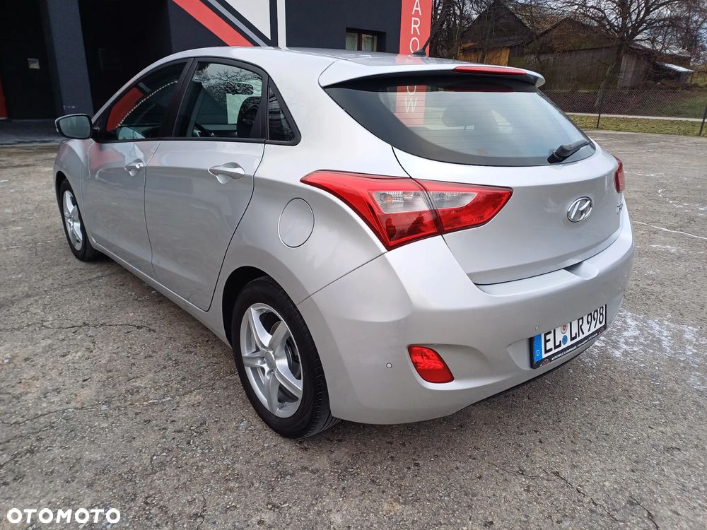 Hyundai i30 blue 1.6 GDI Style - 4