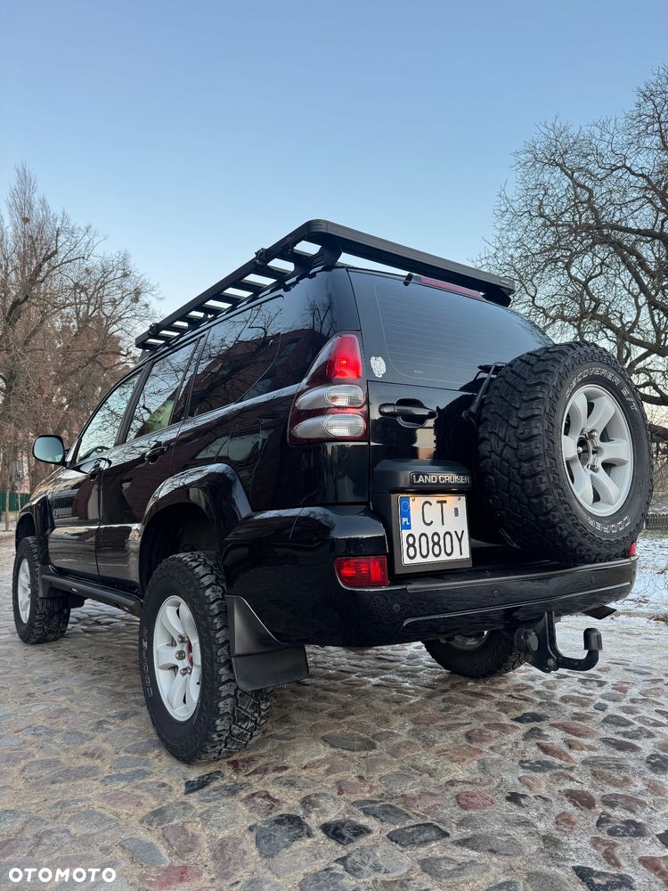 Toyota Land Cruiser - 18