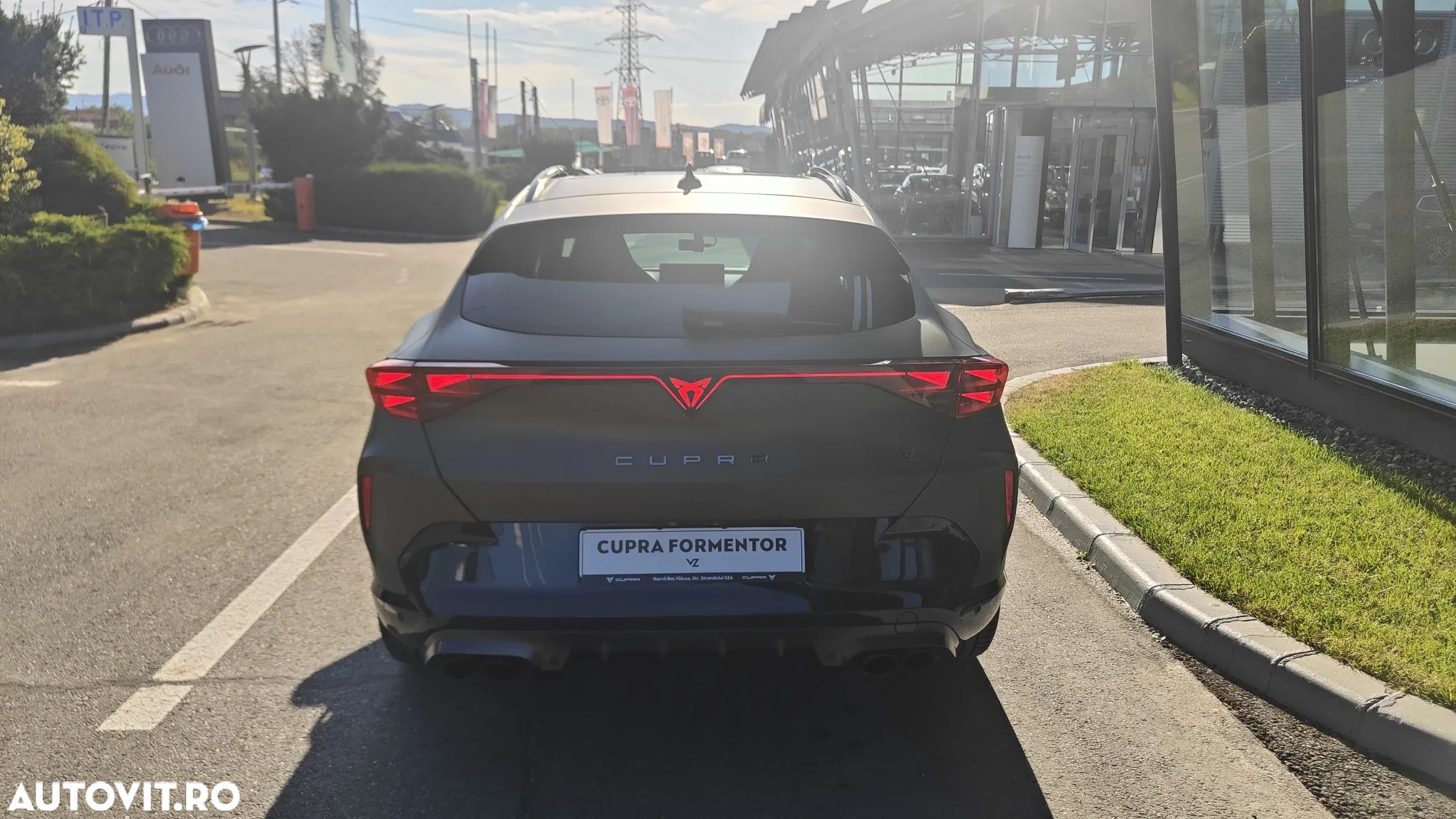 Cupra Formentor VZ 2.0 TSI 4DRIVE DSG - 4