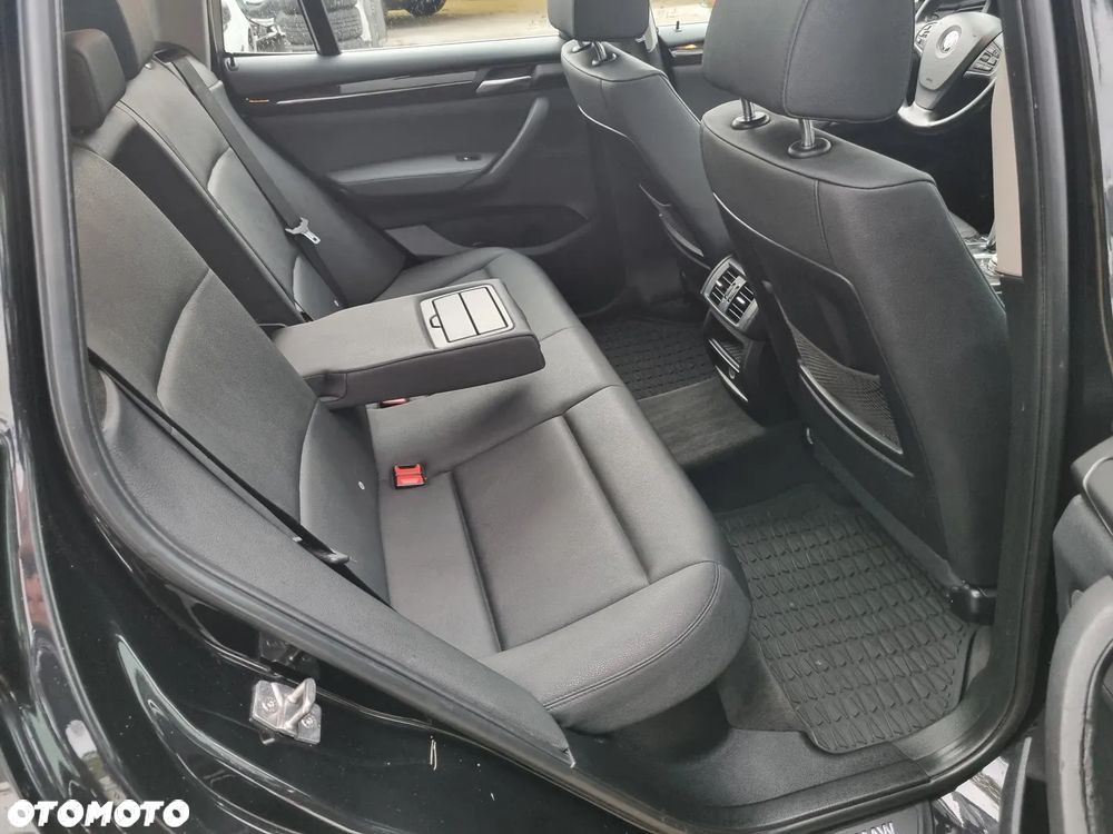 BMW X3 xDrive28i Sport-Aut - 36
