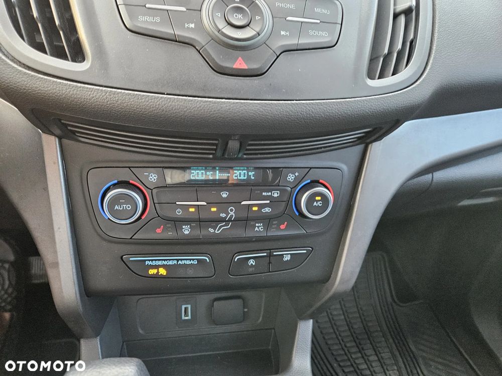 Ford Escape 1.5 EcoBoost AWD SE - 24