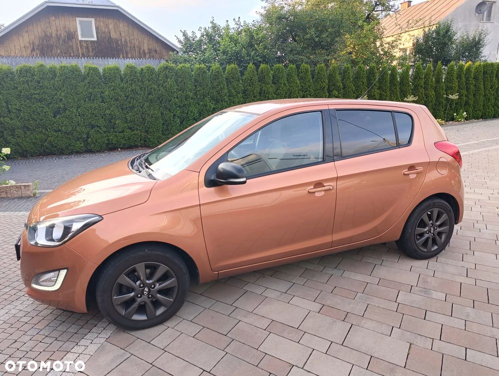 Hyundai i20 1.2 Trend - 11
