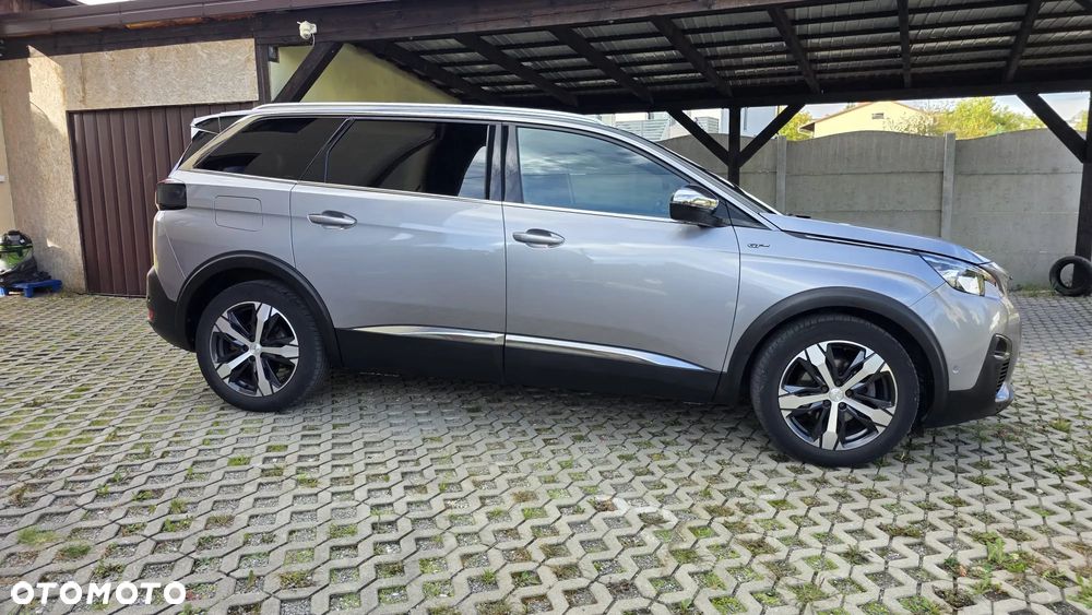 Peugeot 5008 2018 photo 2