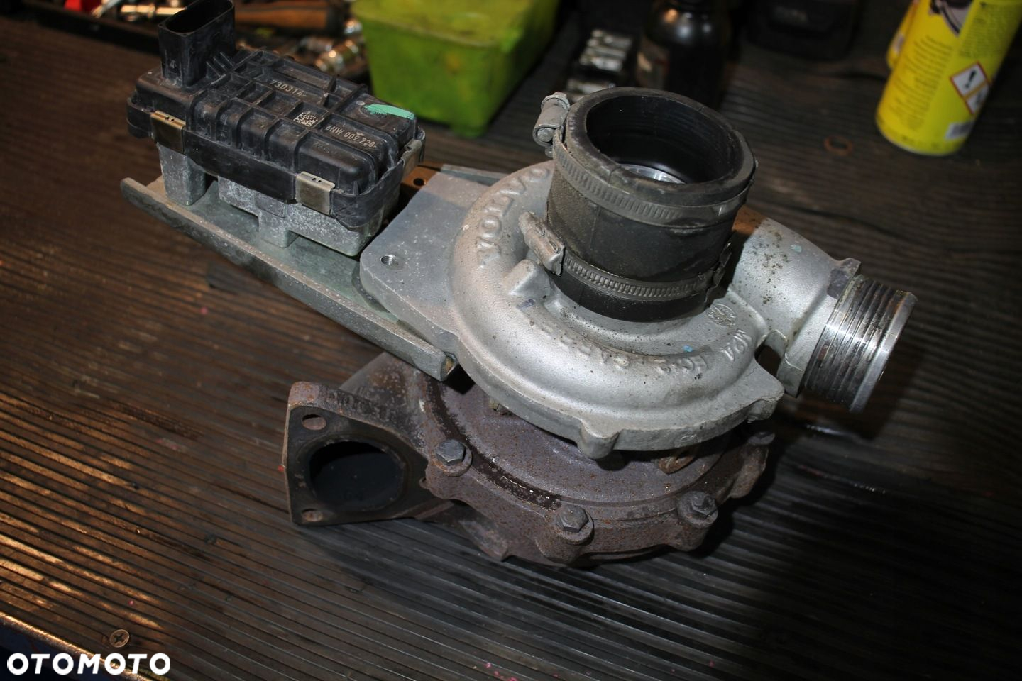 VOLVO XC90 S60 V70 XC70 D5 185 TURBOSPRĘŻARKA TURBINA 30757080 30757079 - 2