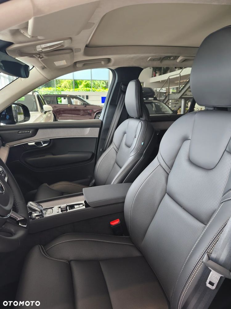 Volvo XC 90 B5 B AWD Ultra Dark 7os - 17