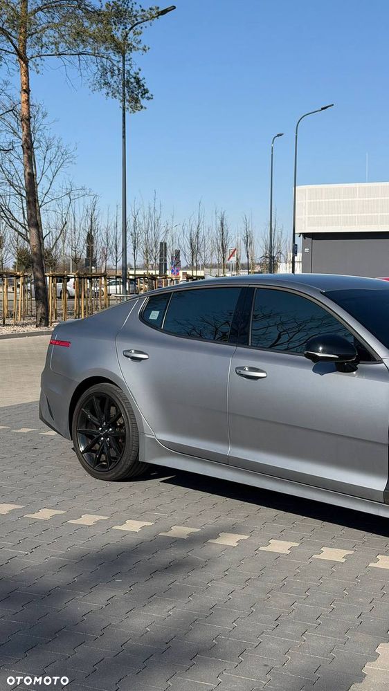 Kia Stinger - 4