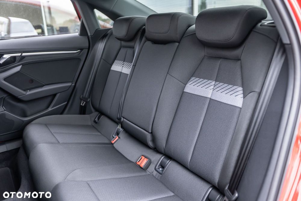 Audi A3 Limousine TFSI mHEV 110 kW Advanced S tronic - 17