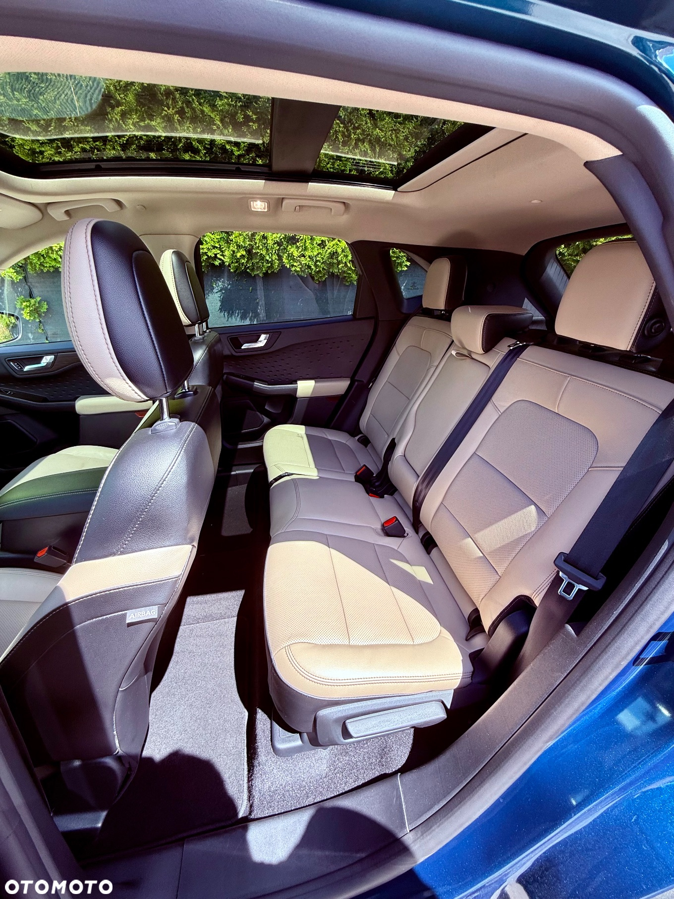 Ford Kuga 2.5 FHEV AWD Titanium - 13