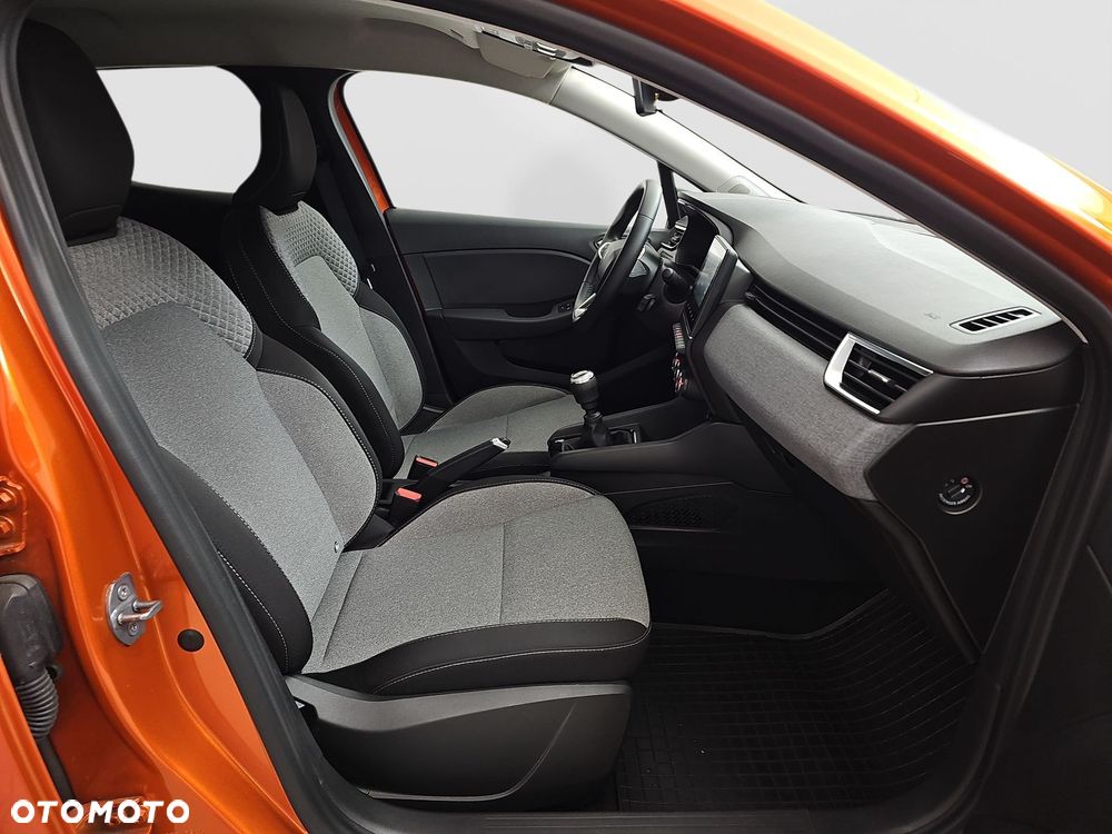 Renault Clio 1.0 TCe Evolution - 28