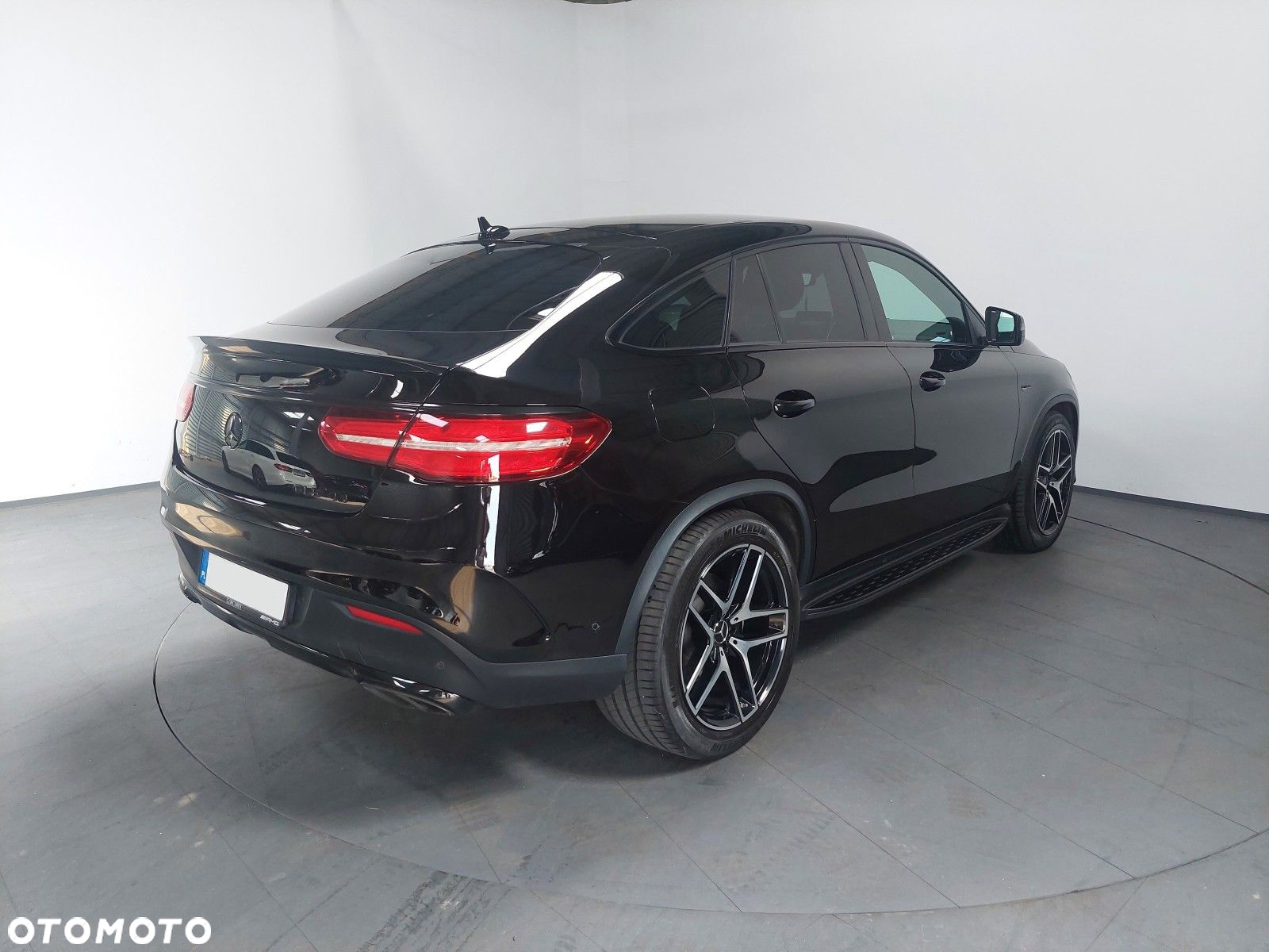 Mercedes-Benz GLE AMG Coupe 43 4-Matic - 4