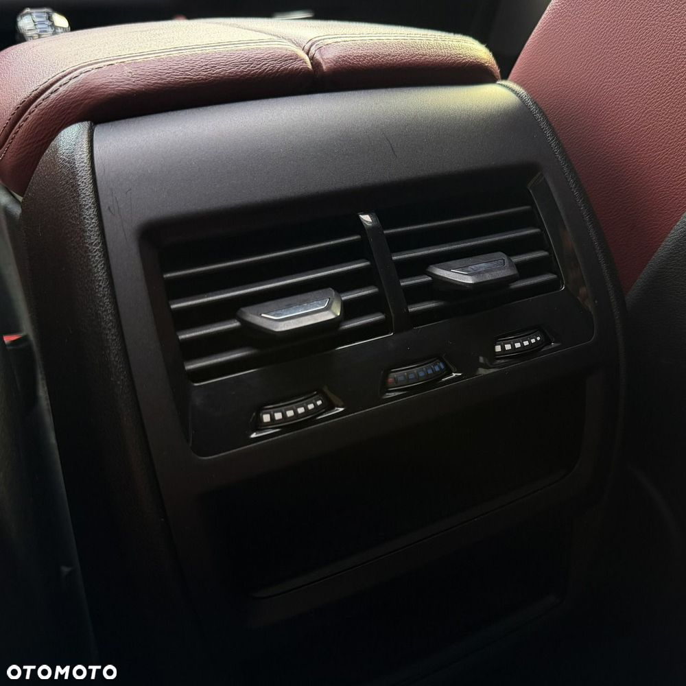 BMW X6 xDrive30d - 29