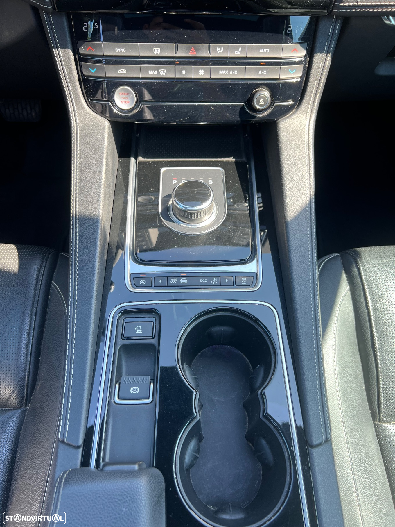 Jaguar F-Pace 2.0 i4D R-Sport Aut. - 35