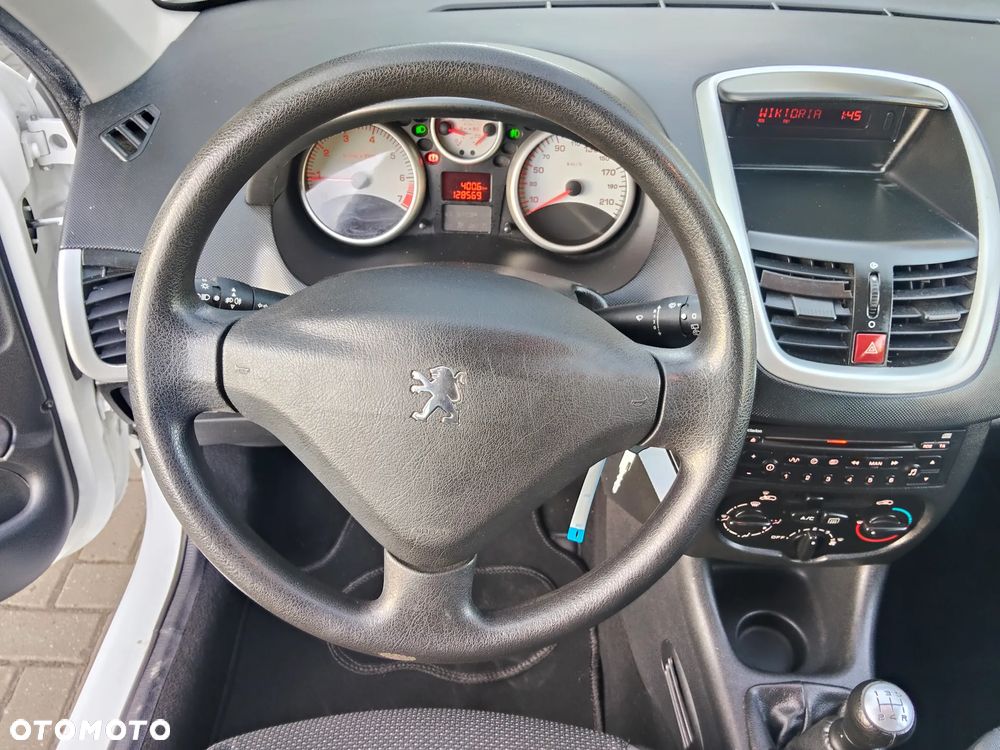 Peugeot 206 plus 75 - 26