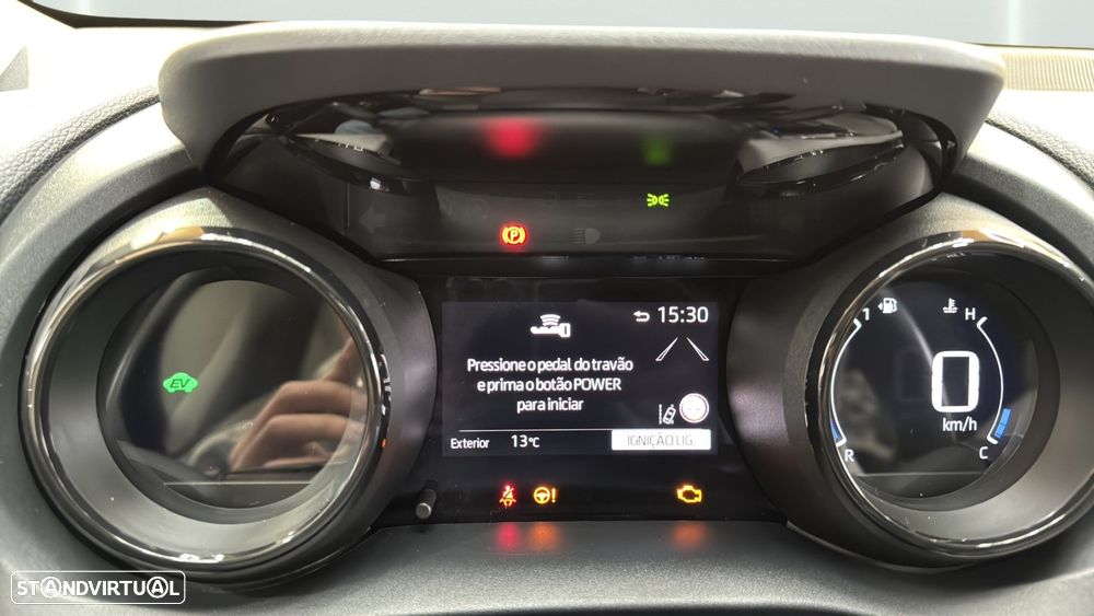 Toyota Yaris 1.5 HDF Luxury - 25