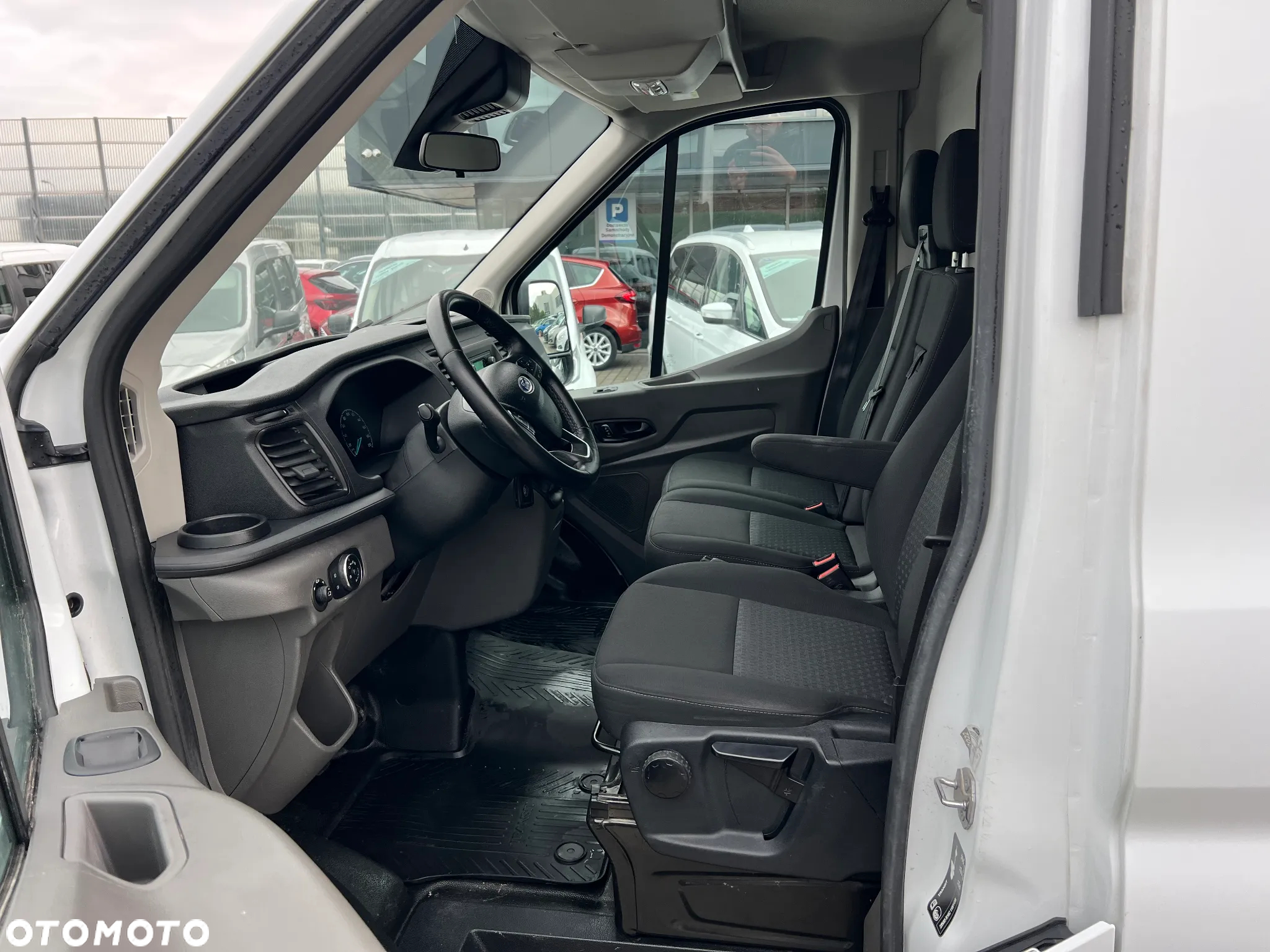 Ford Transit - 24