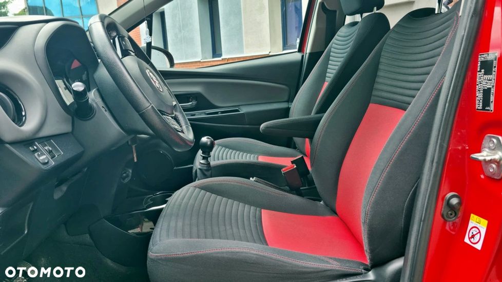Toyota Yaris 1.33 Premium - 14