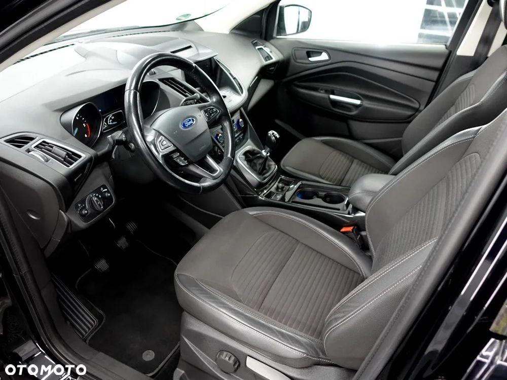 Ford Kuga 2.0 TDCi AWD Titanium - 12