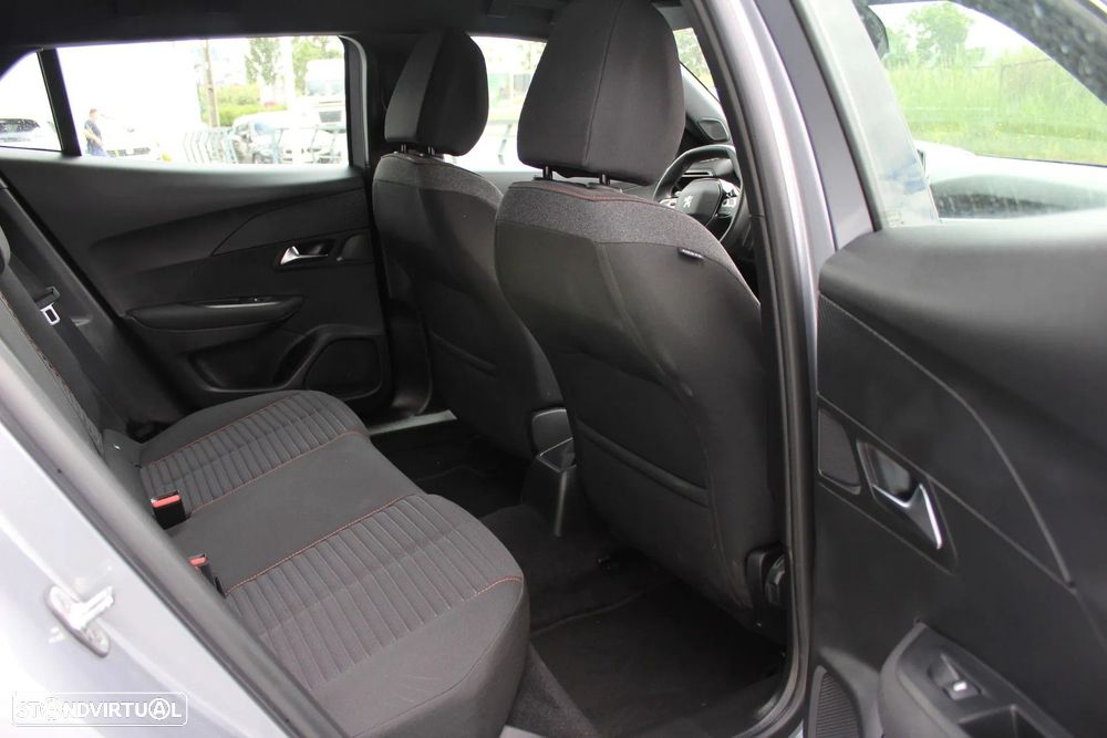 Peugeot 2008 1.2 PureTech Active Pack - 19