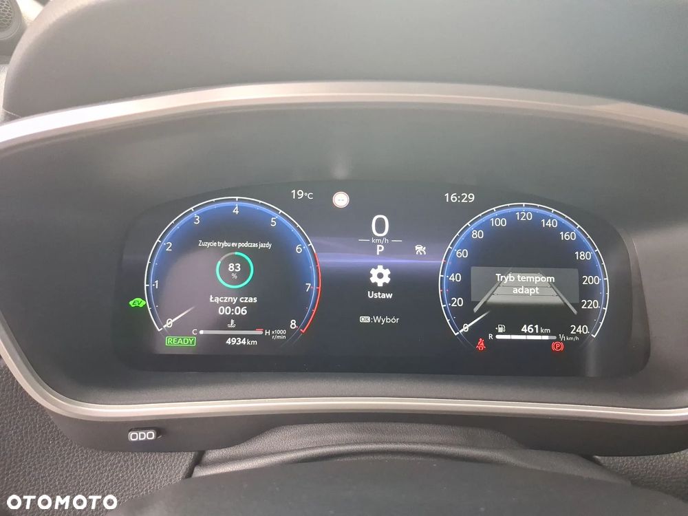 Toyota Corolla Cross 2.0 Hybrid Executive - 17