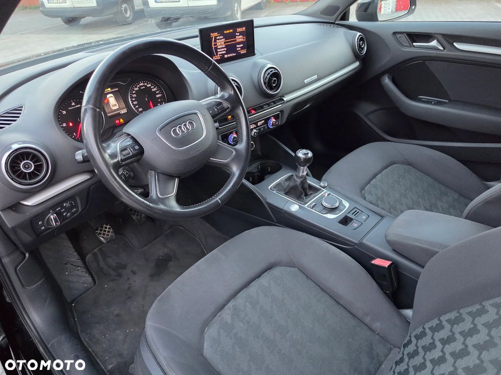 Audi A3 3-drzwiowe 2.0 TDI Quattro Ambiente - 6