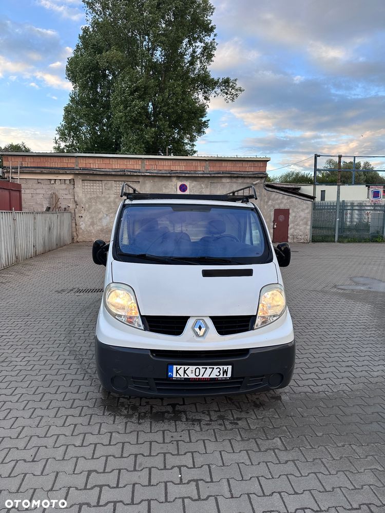Renault Trafic - 2