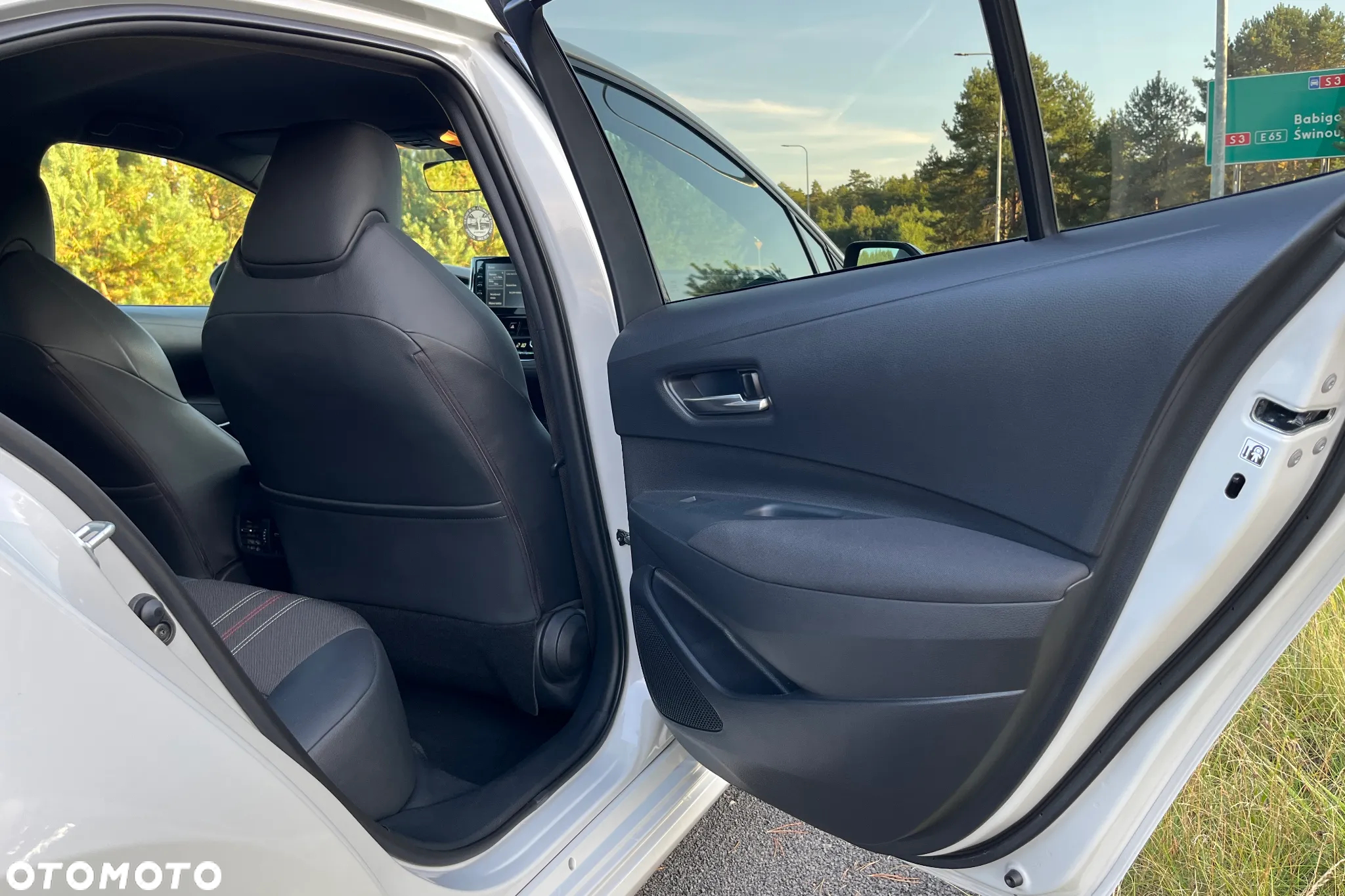 Toyota Corolla 1.6 GR Sport - 34