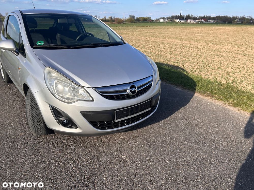 Opel Corsa 1.4 16V Satellite - 8