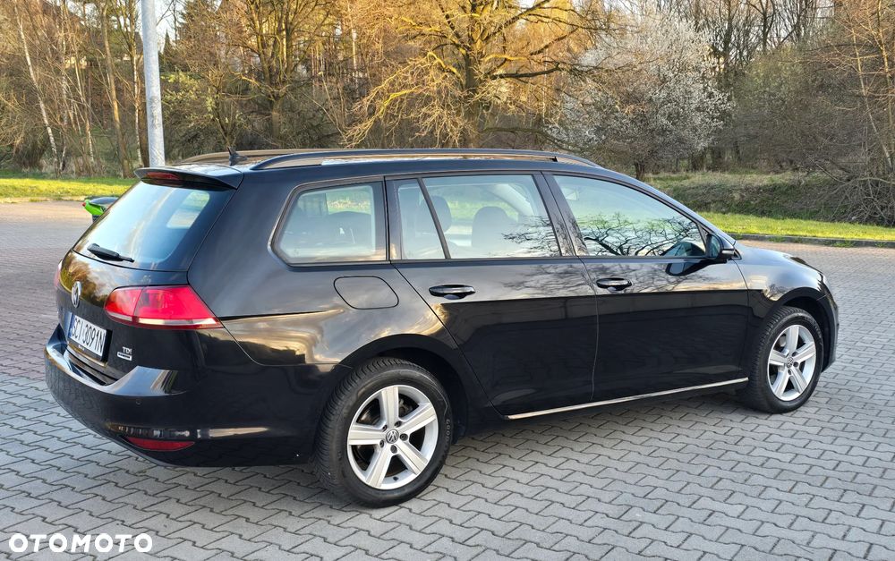 Volkswagen Golf 1.6 TDI BlueMotion Comfortline - 8