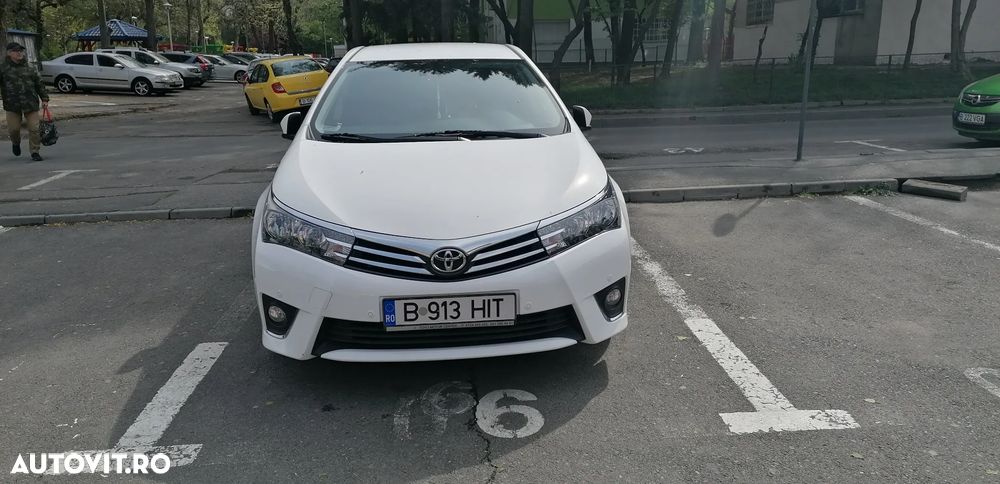 Toyota Corolla 1.6 Valvematic Sol - 2