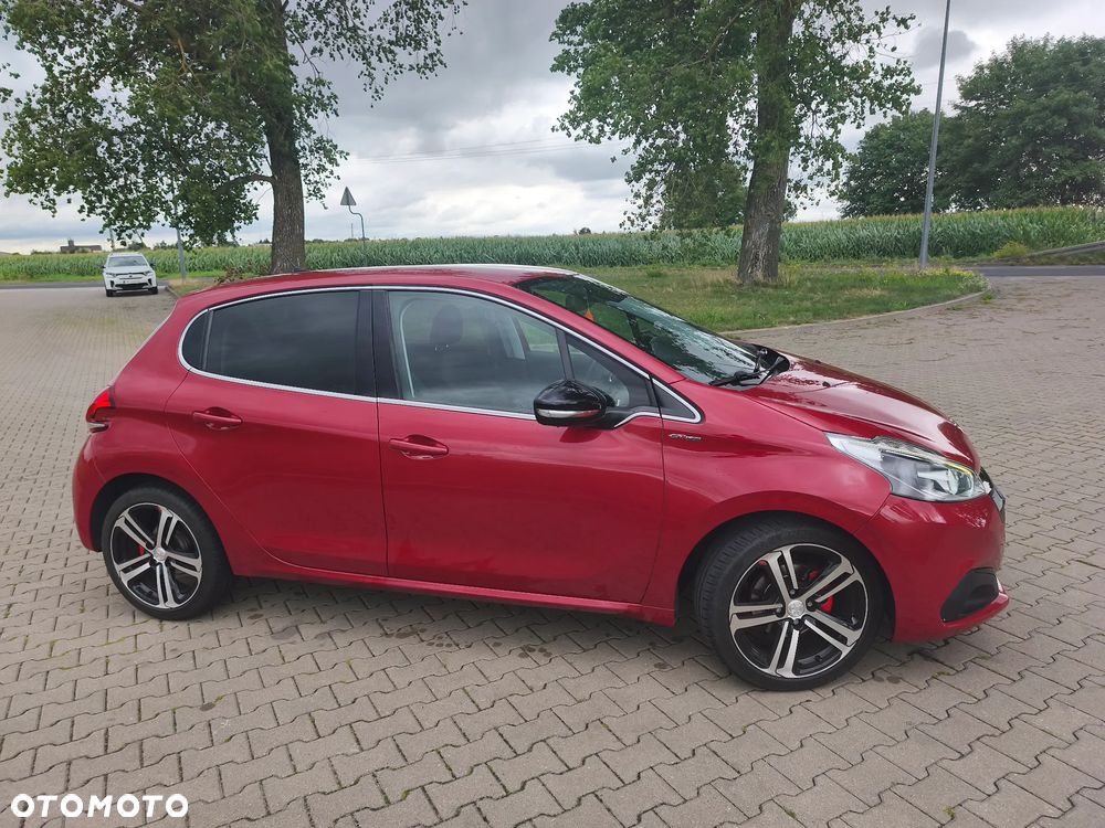 Peugeot 208 1.2 PureTech Allure S&S - 1