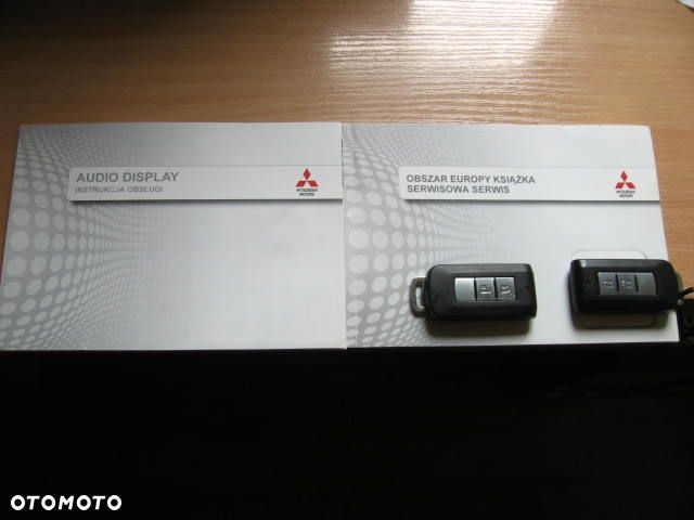 Mitsubishi Outlander 2.0 Intense + SDA 4WD CVT - 31