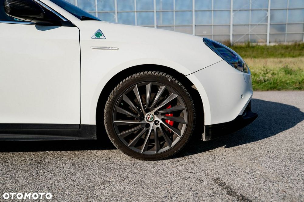Alfa Romeo Giulietta 1750 TBi QV TCT - 9