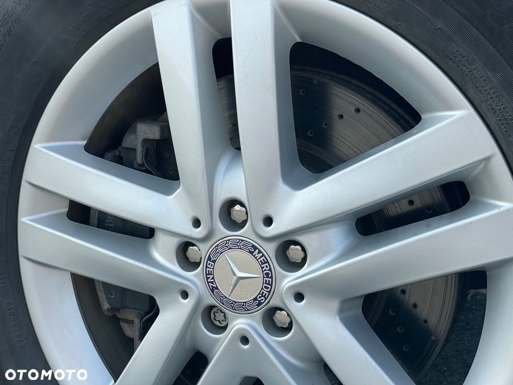Mercedes-Benz GL 450 4Matic 7G-TRONIC - 22