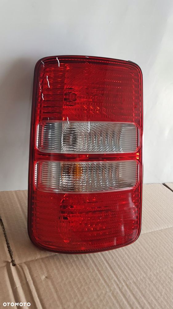 lampa tył lewa vw caddy iii 10-15 2k5945095 igła!! - 3