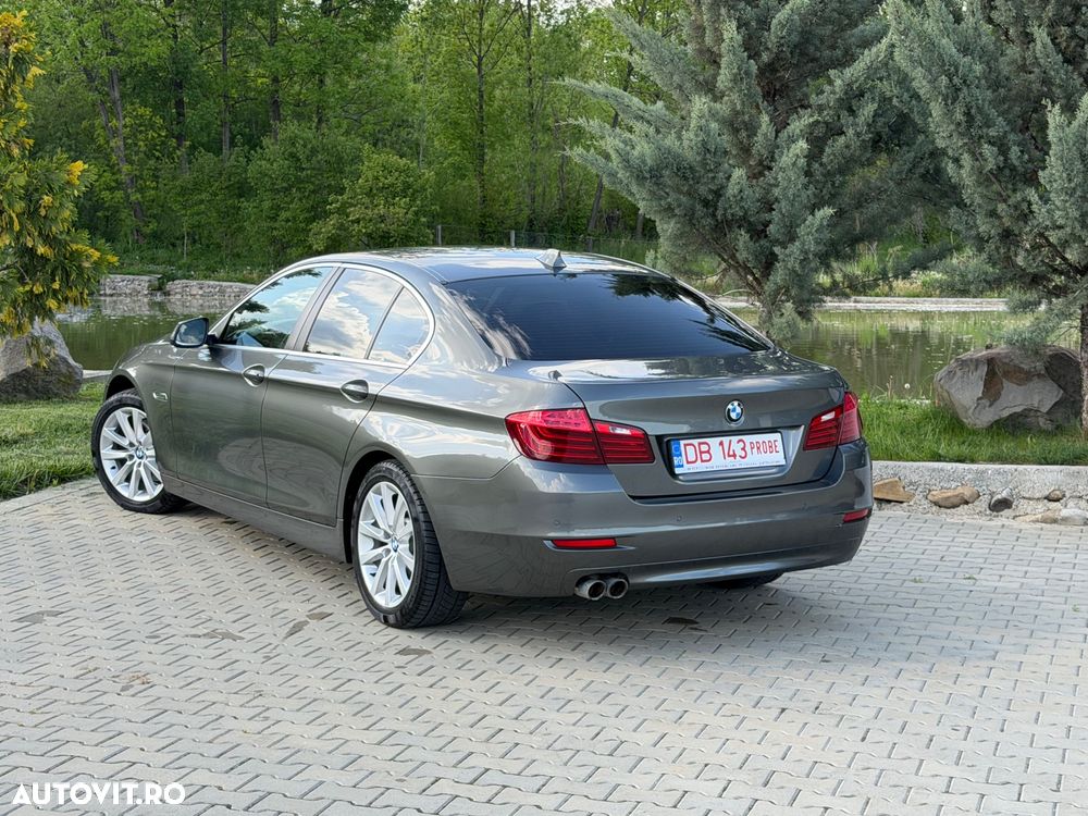 BMW Seria 5 520d Aut. - 31
