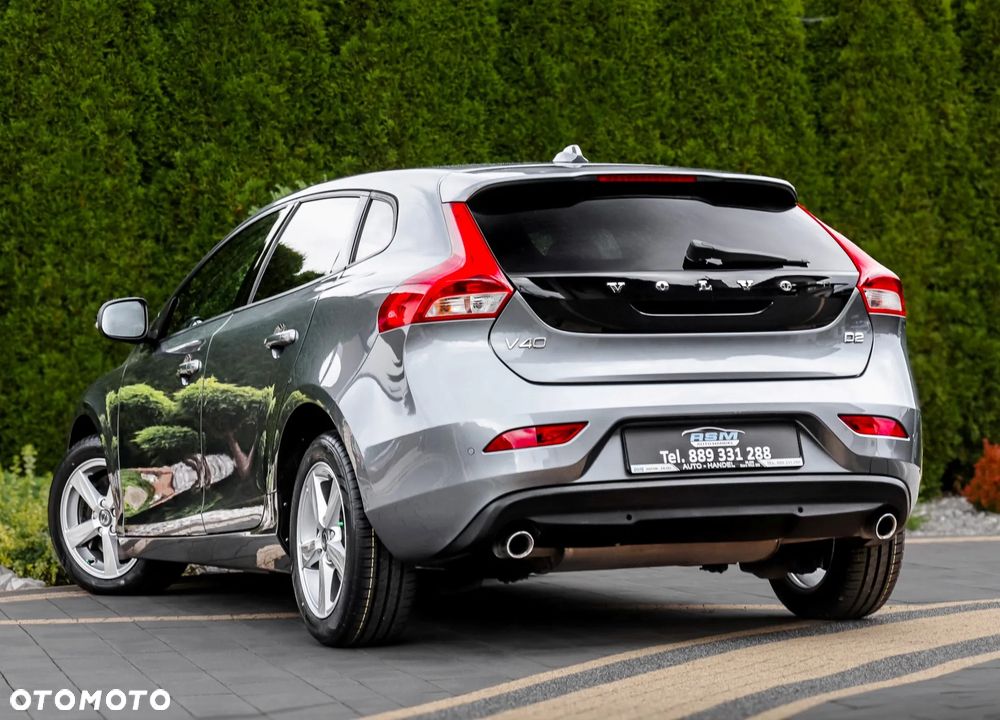 Volvo V40 D2 Drive-E Momentum - 8