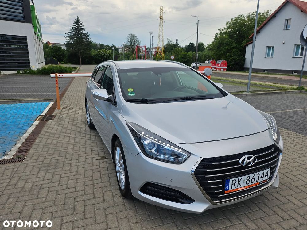 Hyundai i40 Kombi blue 1.7 CRDi Family+ - 3
