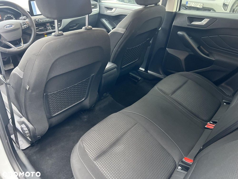Ford Focus - 22