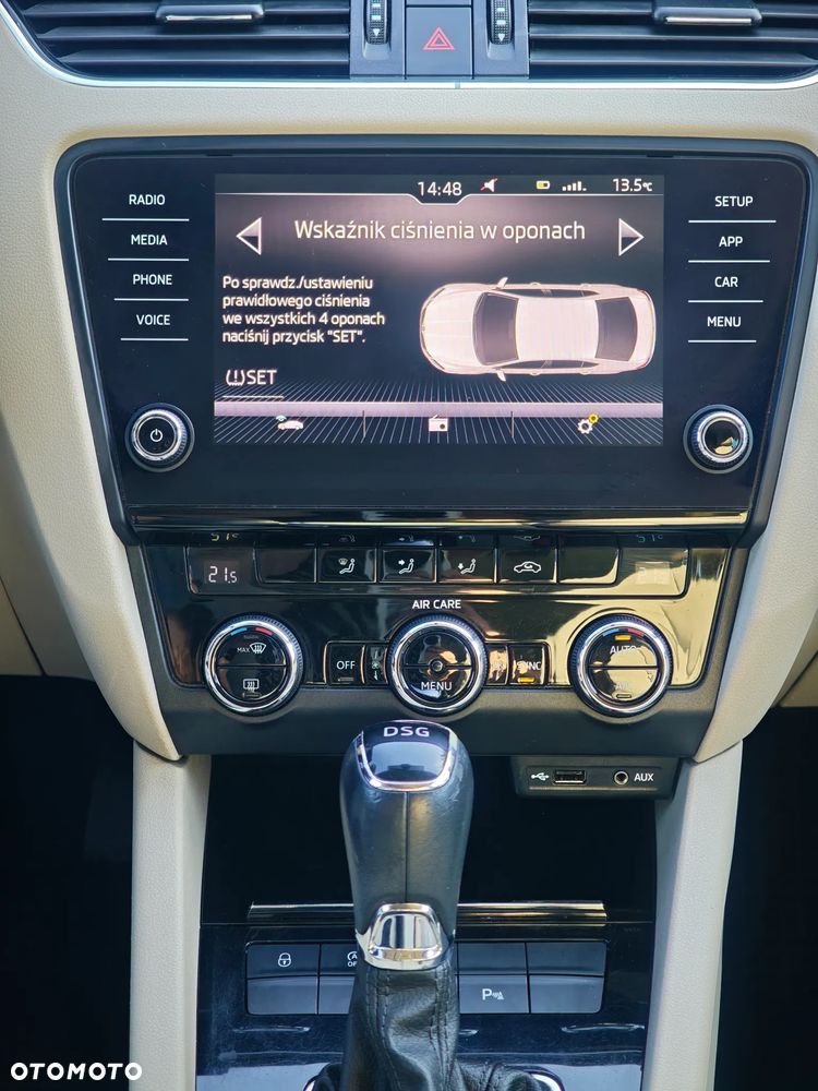 Skoda Octavia 2.0 TDI Elegance DSG - 23