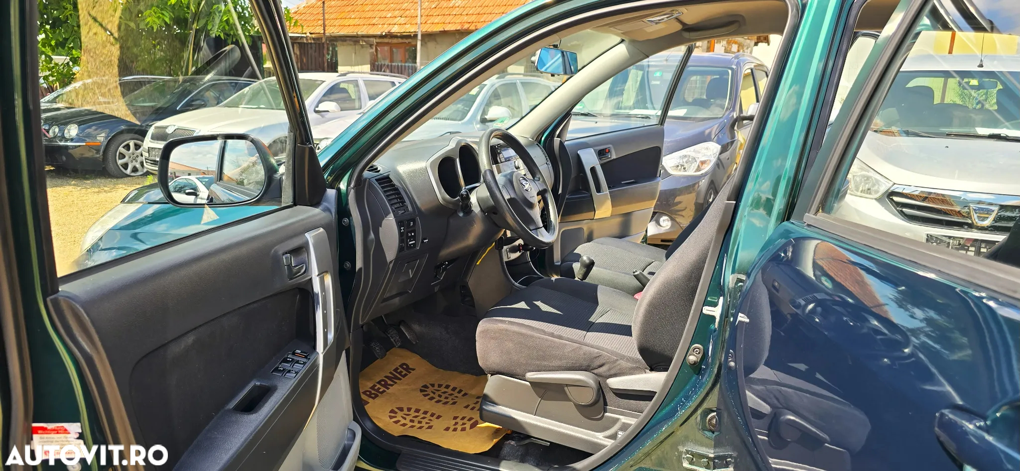 Daihatsu Terios 4WD Top S 100th Anniversary - 18