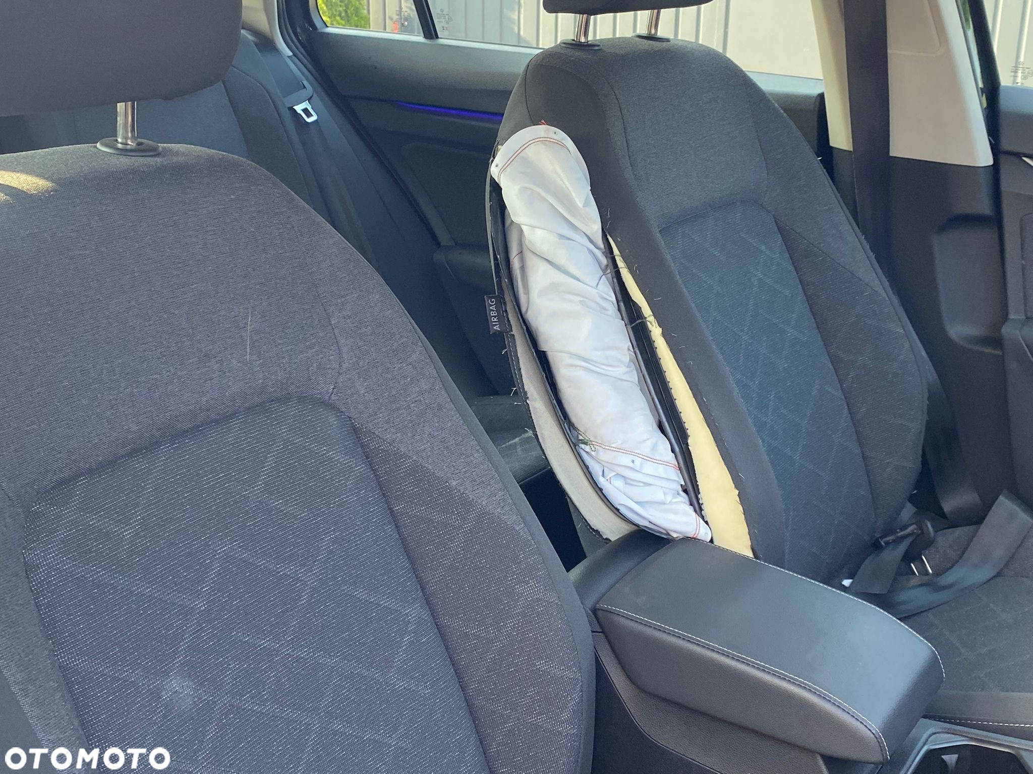 Volkswagen Golf VIII 2.0 TDI Life - 14