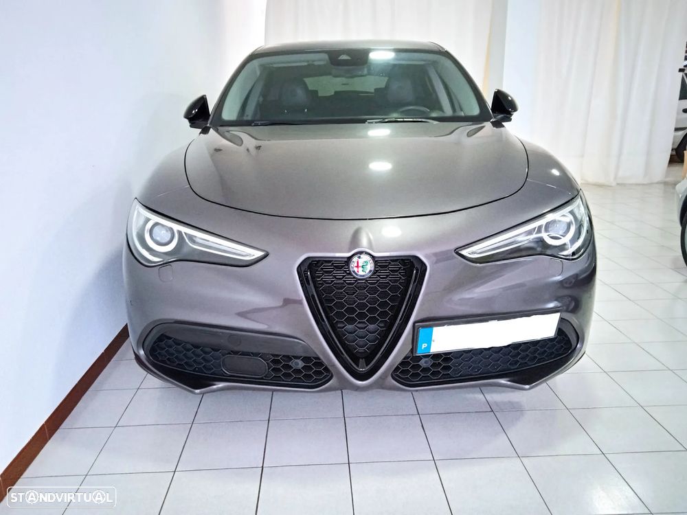 Alfa Romeo Stelvio 2.2 D Super AT8 - 12