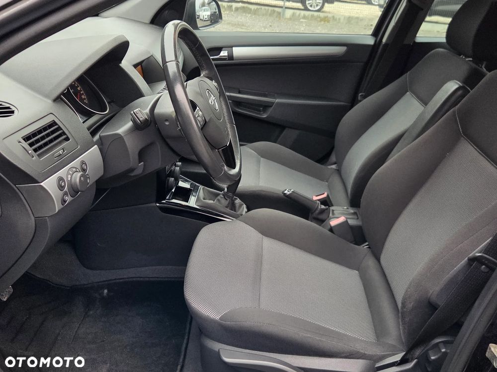 Opel Astra 1.7 CDTI DPF - 14