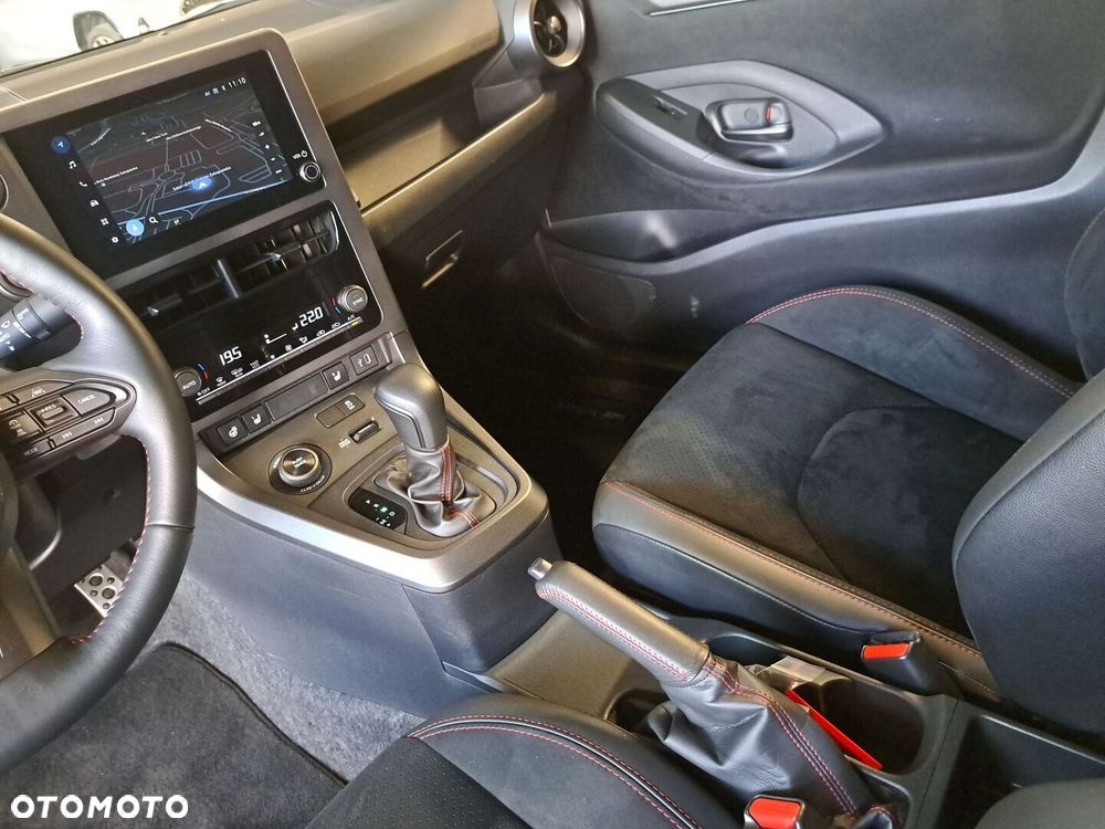 Toyota Yaris - 28
